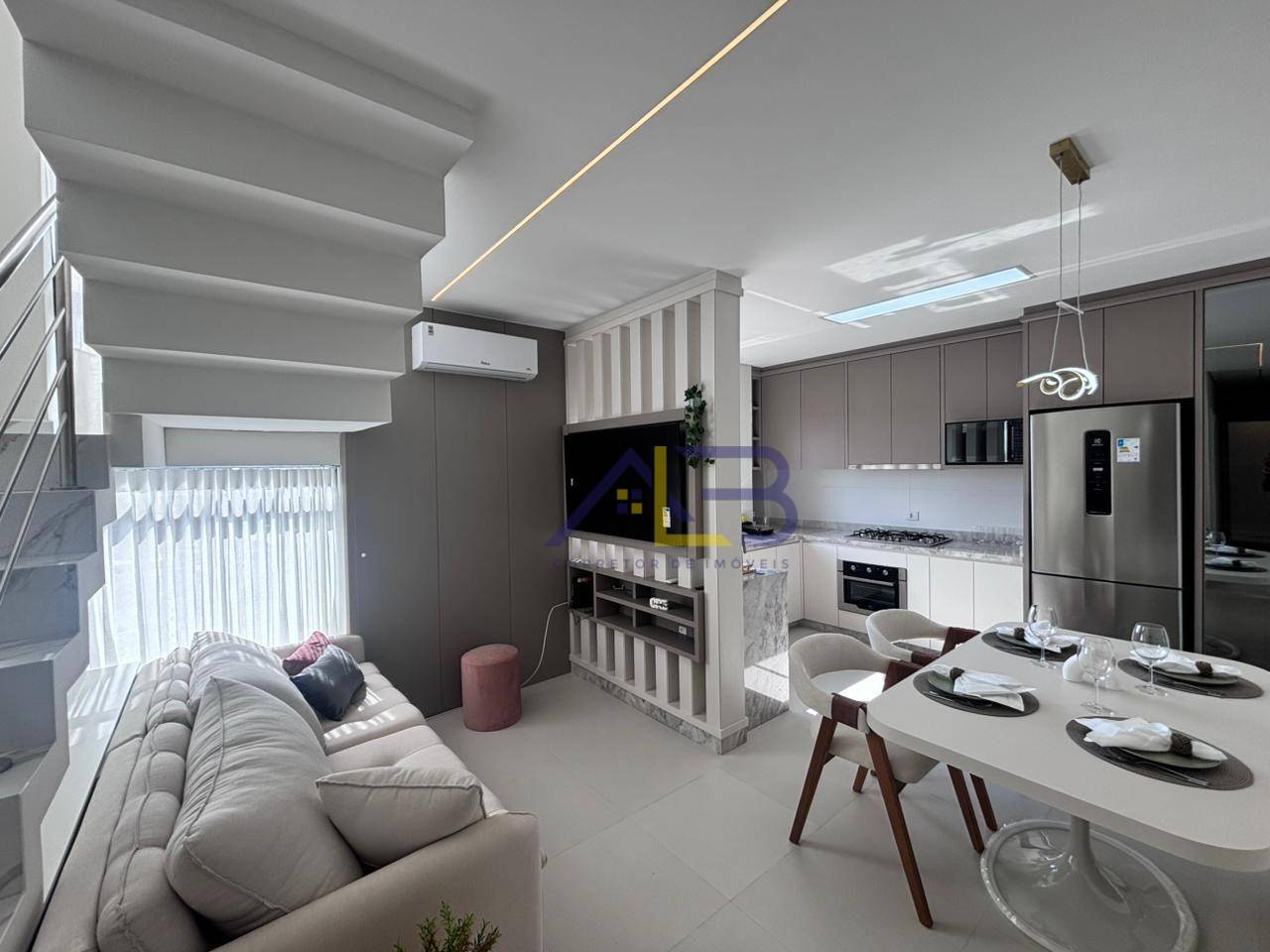 Cobertura, 3 quartos, 101 m² - Foto 2