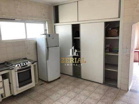 Casa à venda com 4 quartos, 215m² - Foto 18