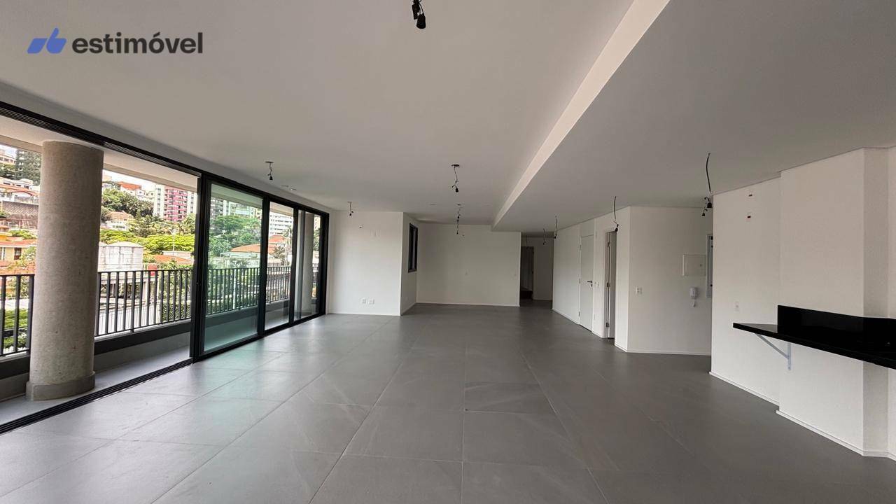 Apartamento à venda com 3 quartos, 218m² - Foto 5