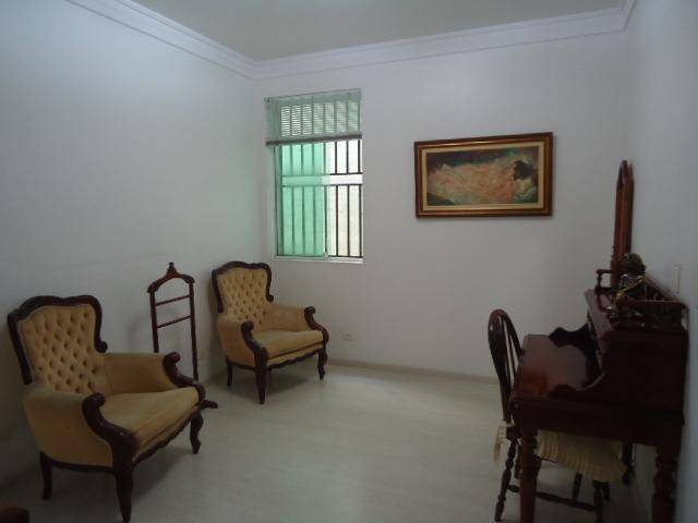 Sobrado à venda com 4 quartos, 300m² - Foto 18