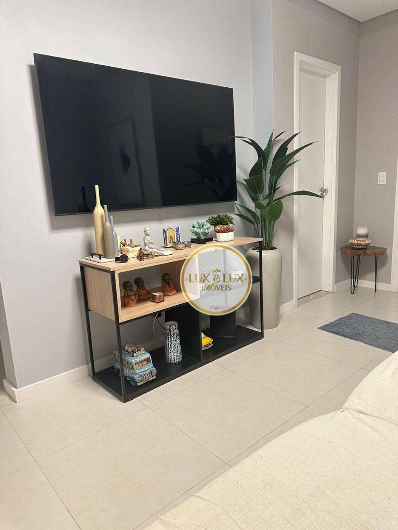 Apartamento para alugar com 4 quartos, 200m² - Foto 44