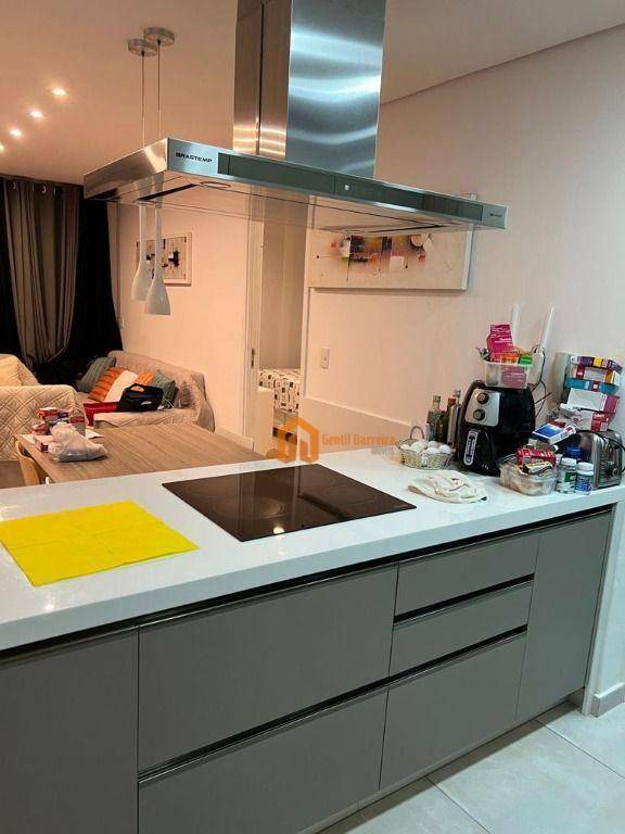 Apartamento à venda com 3 quartos, 95m² - Foto 22