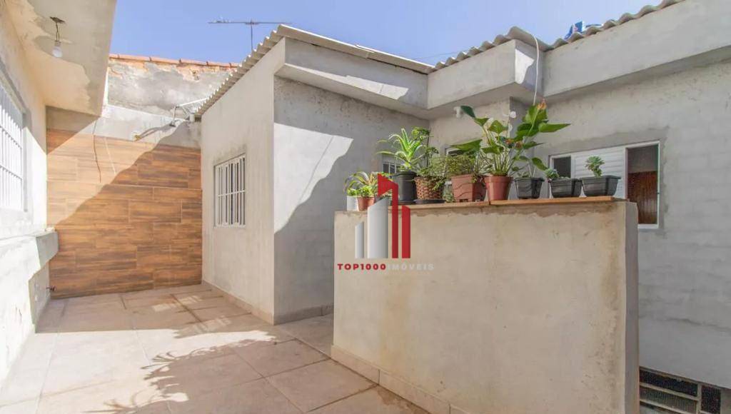 Casa à venda com 3 quartos, 208m² - Foto 16