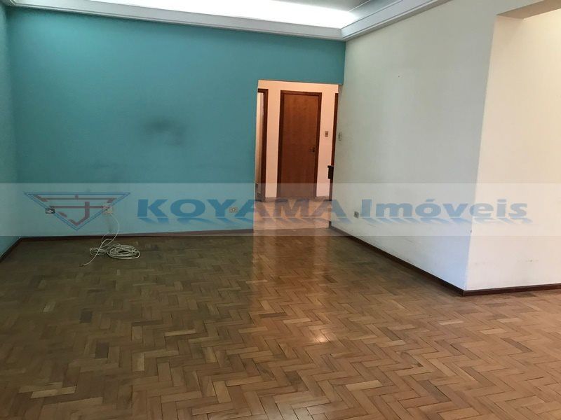 Apartamento à venda com 3 quartos, 202m² - Foto 3