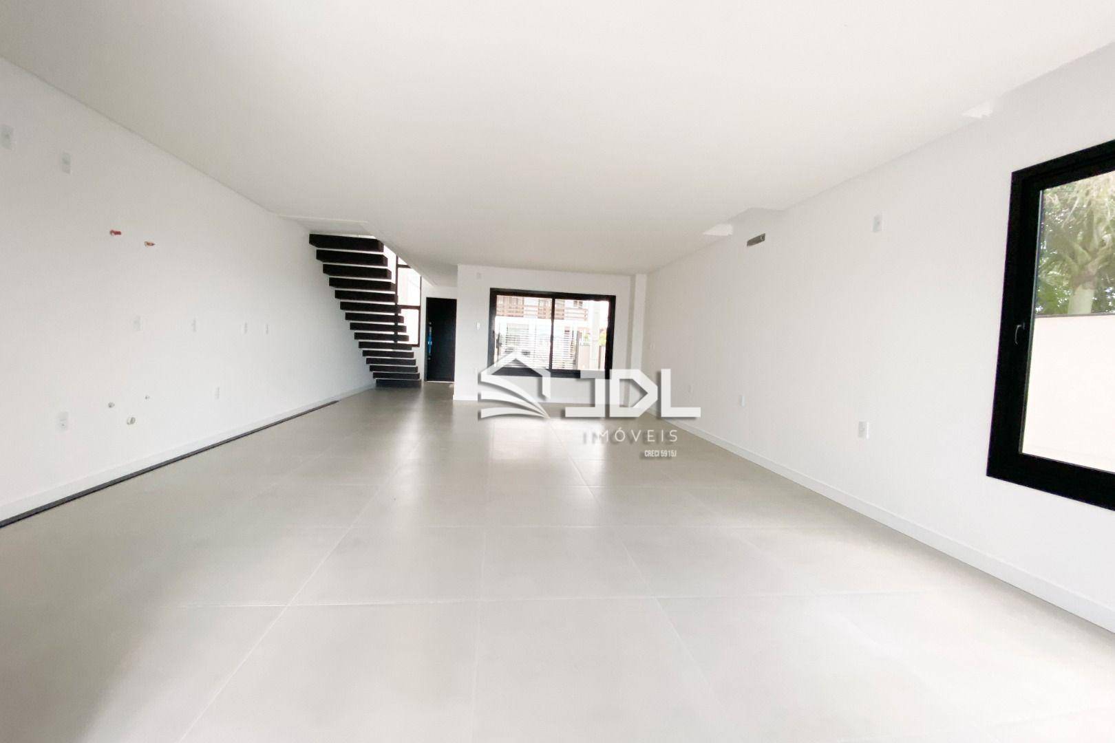 Casa à venda com 3 quartos, 279m² - Foto 6