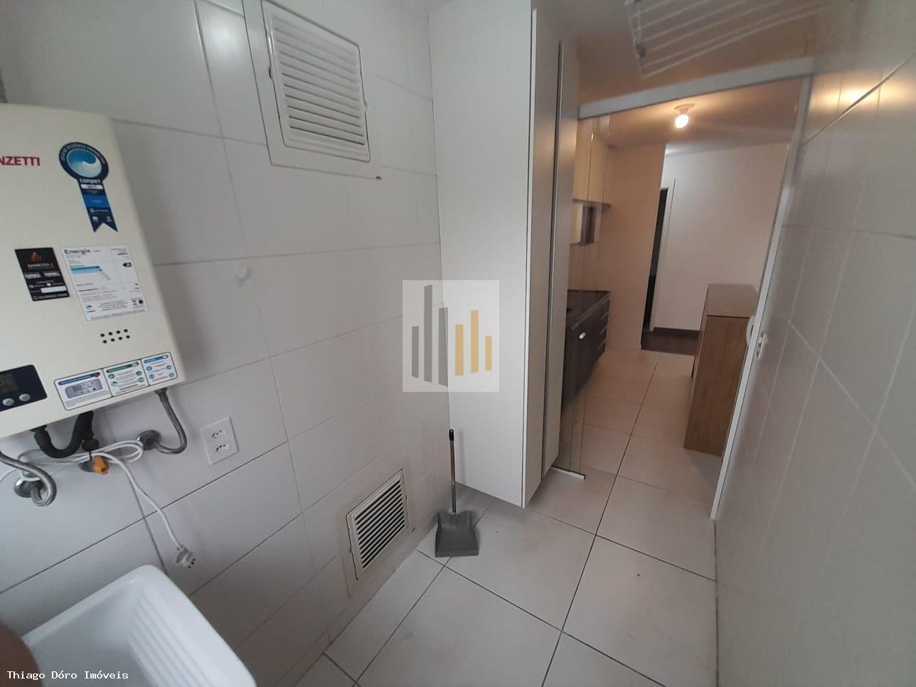 Apartamento à venda com 3 quartos, 80m² - Foto 4