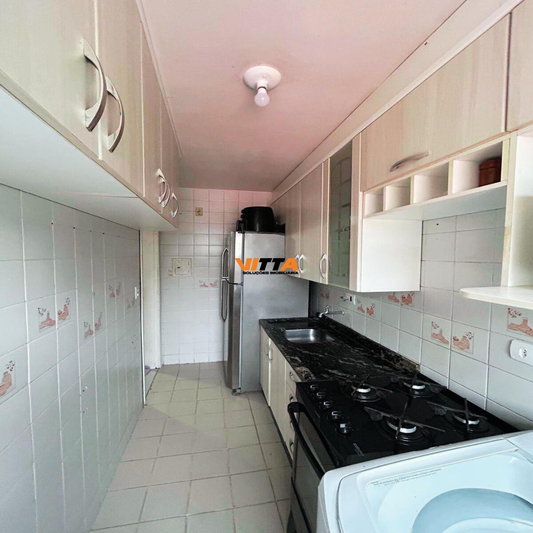 Apartamento à venda com 3 quartos, 20m² - Foto 2