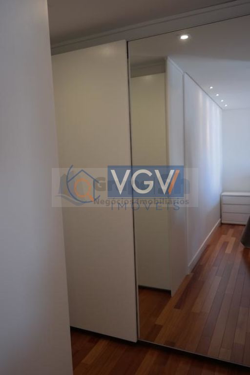 Apartamento à venda com 3 quartos, 136m² - Foto 9