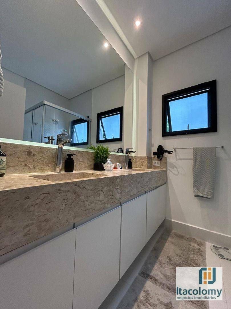 Casa de Condomínio à venda com 3 quartos, 220m² - Foto 24
