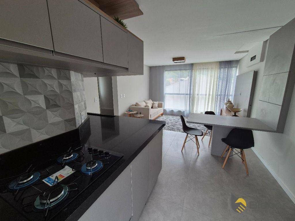 Apartamento à venda com 2 quartos, 64m² - Foto 9