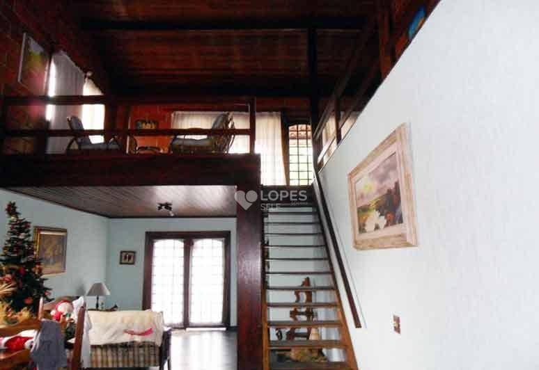 Casa de Condomínio à venda com 5 quartos, 421m² - Foto 3