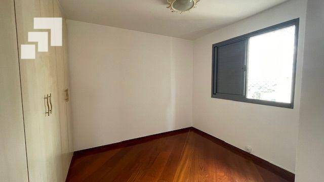 Apartamento para alugar com 4 quartos, 170m² - Foto 18