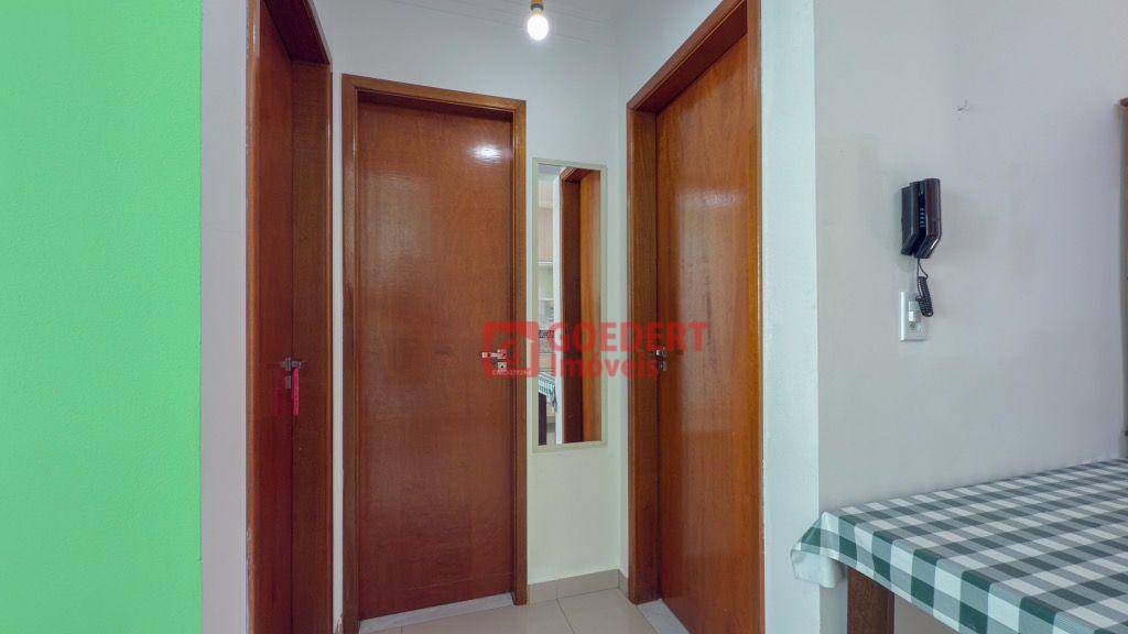Apartamento para alugar com 2 quartos, 50m² - Foto 15