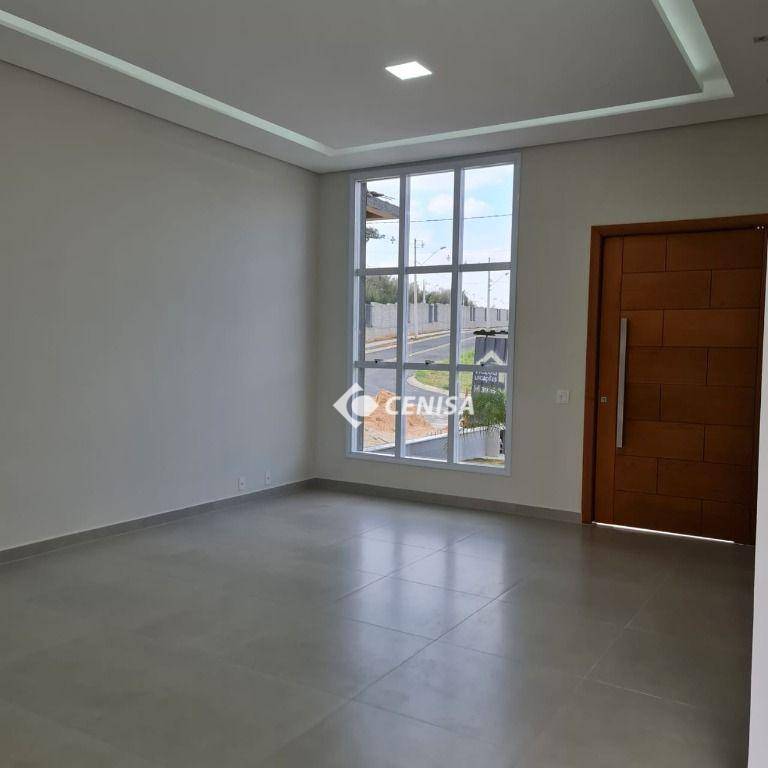 Casa de Condomínio à venda com 3 quartos, 212m² - Foto 2