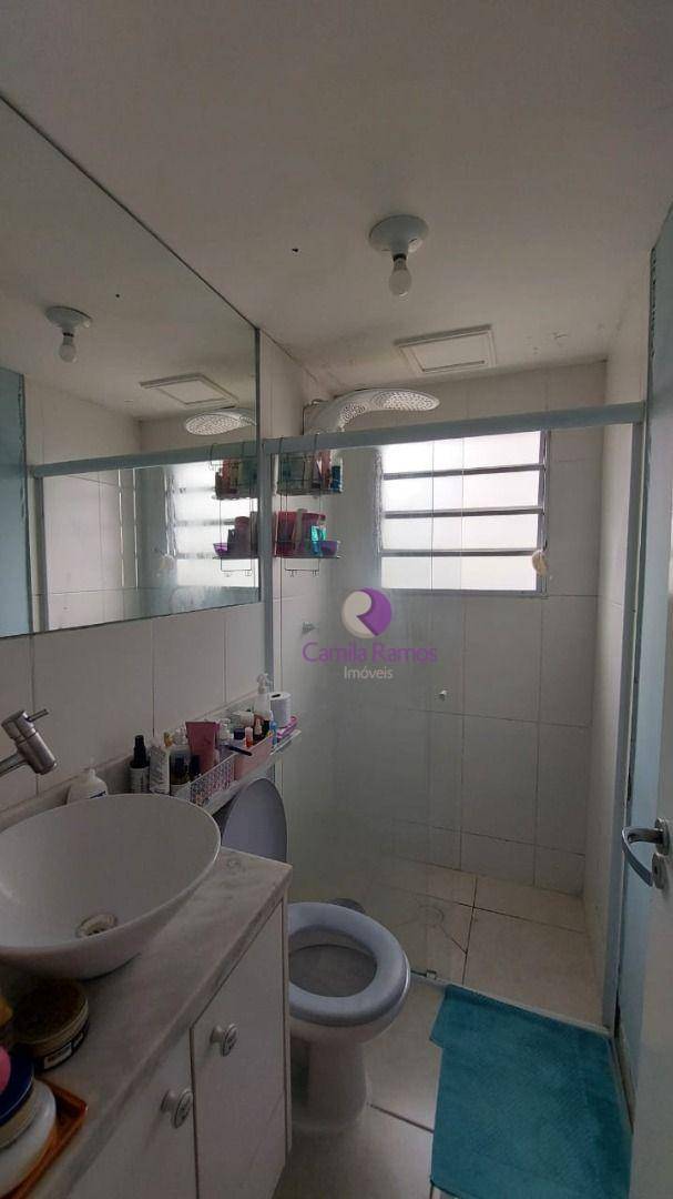 Apartamento para alugar com 2 quartos, 47m² - Foto 7