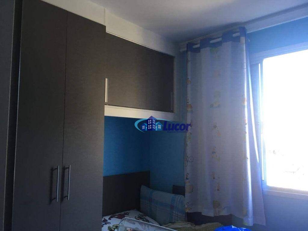 Apartamento à venda com 3 quartos, 64m² - Foto 12