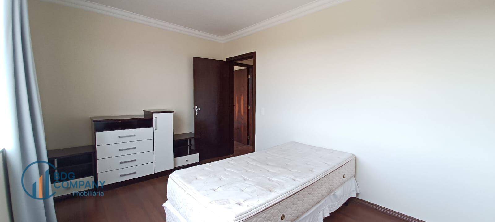 Apartamento para alugar com 3 quartos, 100m² - Foto 42