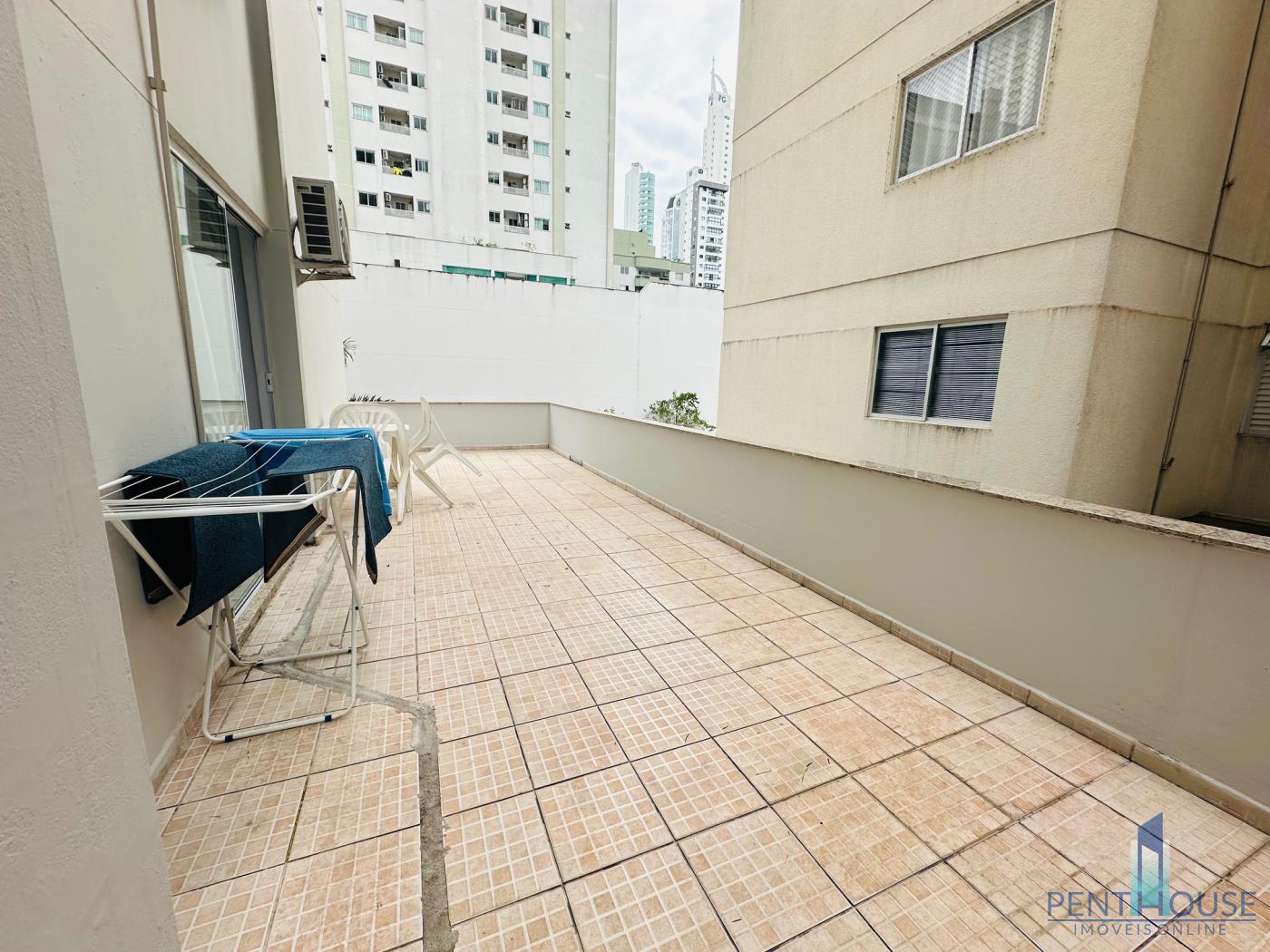 Apartamento à venda com 2 quartos, 80m² - Foto 12