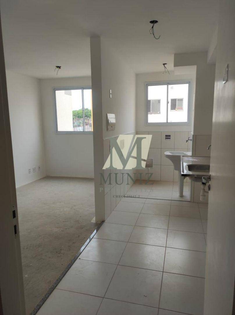 Apartamento à venda com 2 quartos, 45m² - Foto 9