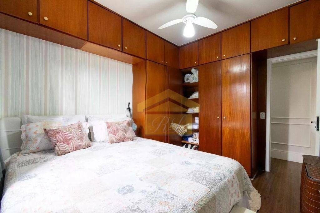 Casa à venda e aluguel com 4 quartos, 230m² - Foto 15