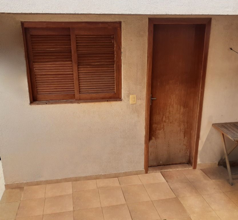 Casa de Condomínio à venda com 3 quartos, 232m² - Foto 29