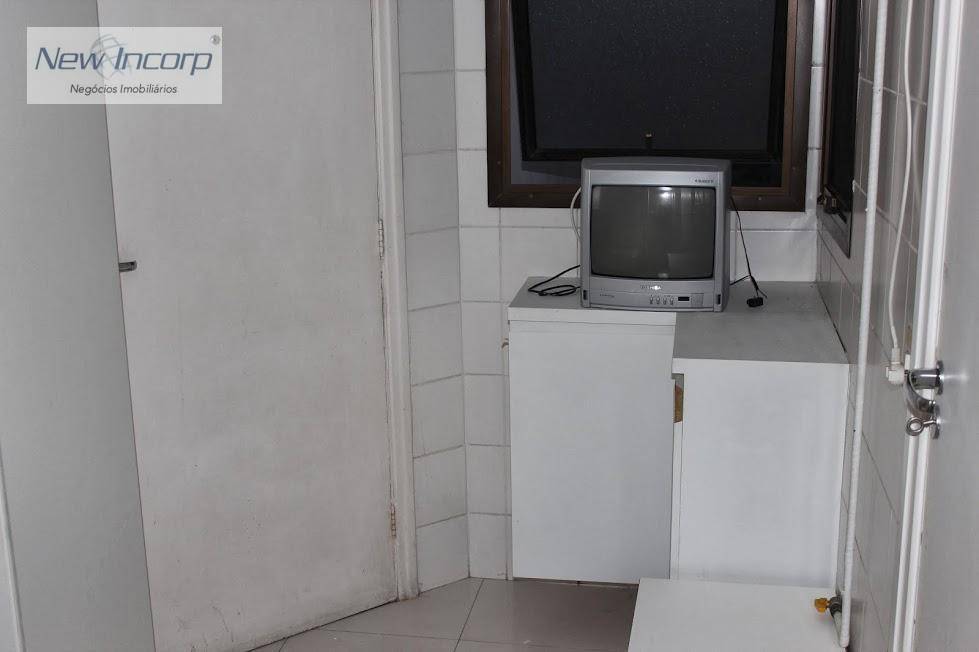 Cobertura à venda com 4 quartos, 200m² - Foto 24