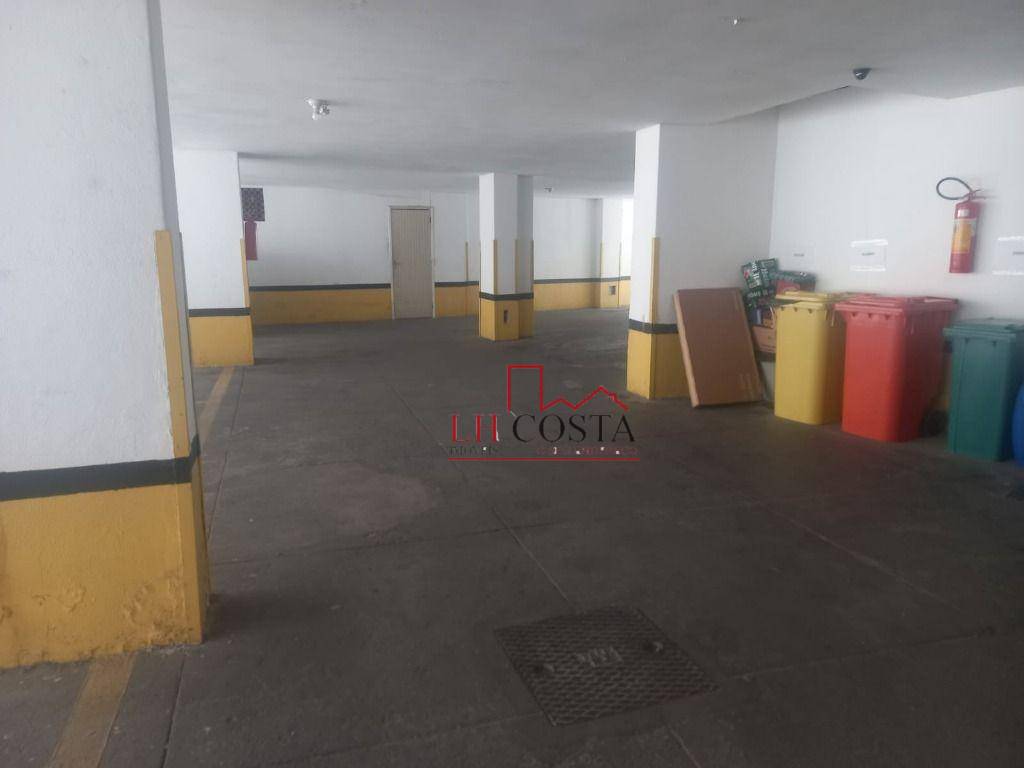 Apartamento à venda com 3 quartos, 120m² - Foto 29