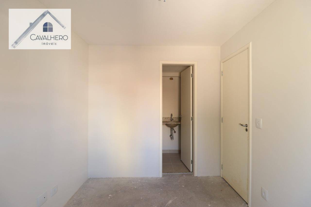 Apartamento à venda com 2 quartos, 65m² - Foto 19