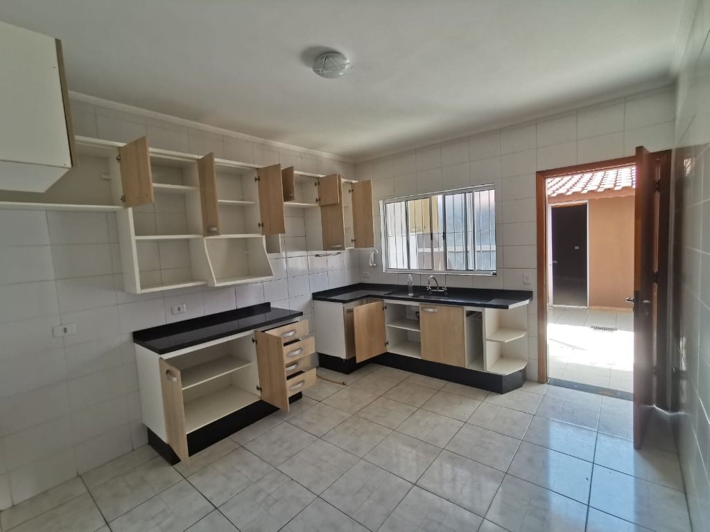 Sobrado à venda com 2 quartos, 108m² - Foto 8