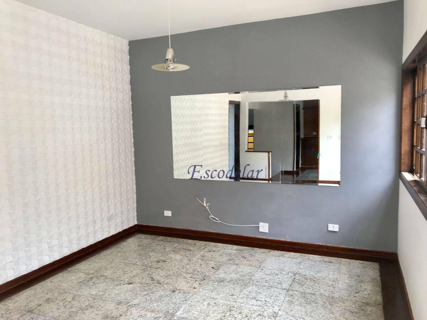 Casa de Condomínio para alugar com 4 quartos, 360m² - Foto 49