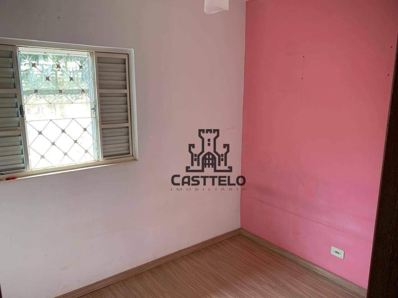 Casa à venda com 3 quartos, 70m² - Foto 8