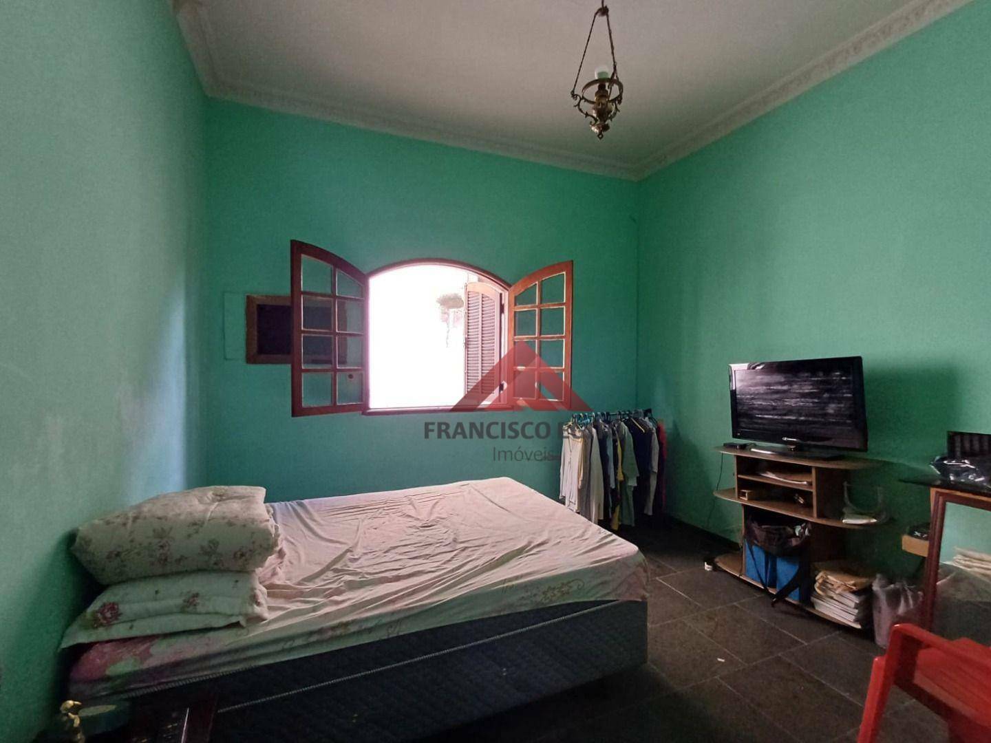 Casa à venda com 4 quartos, 100m² - Foto 10