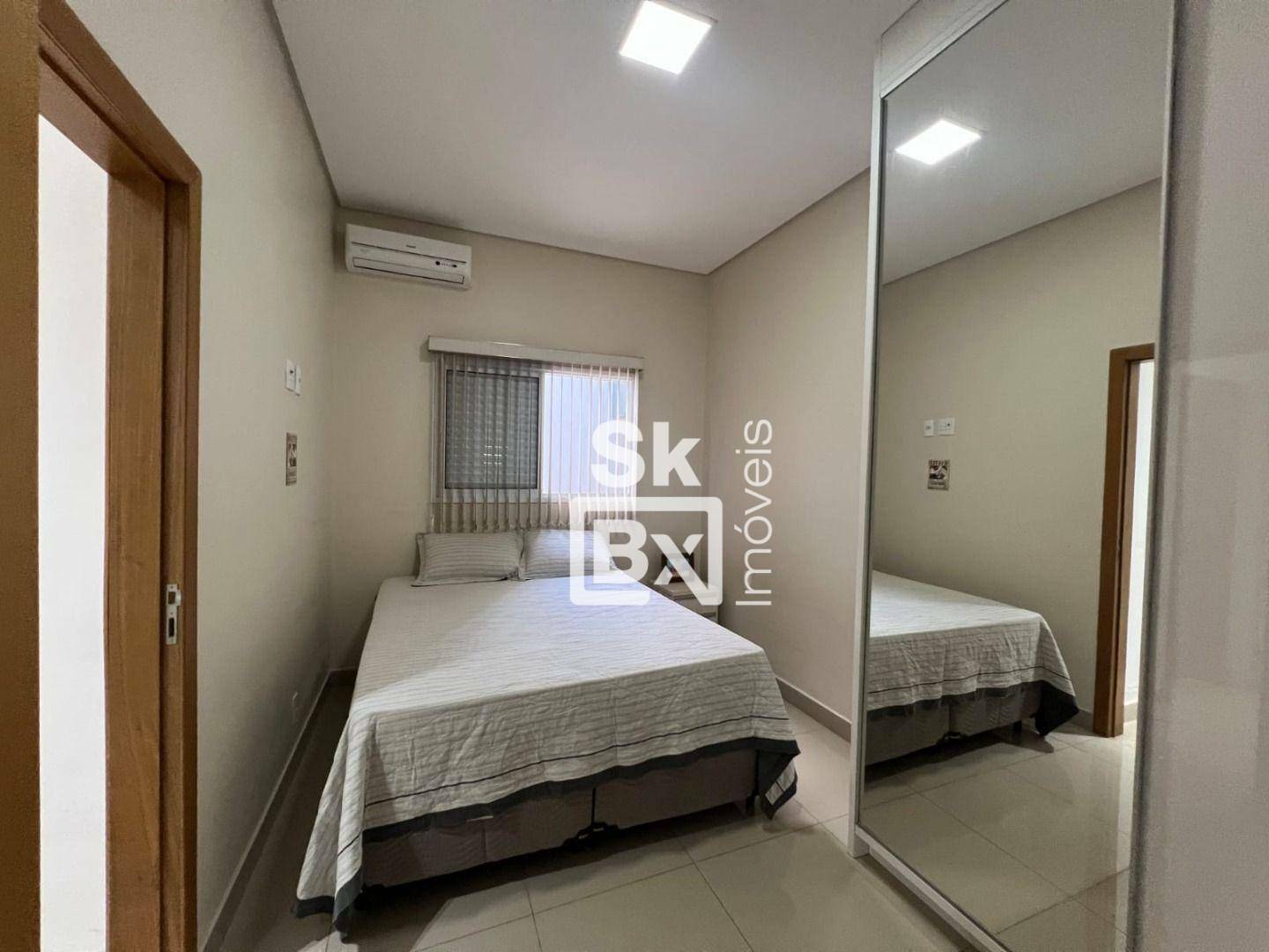 Casa à venda com 3 quartos, 300m² - Foto 23