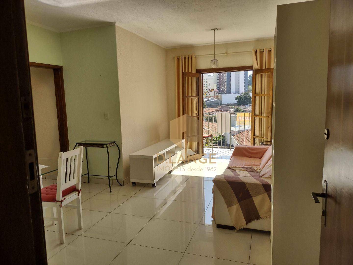 Apartamento à venda com 2 quartos, 70m² - Foto 2