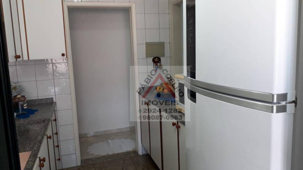 Apartamento à venda com 3 quartos, 68m² - Foto 15