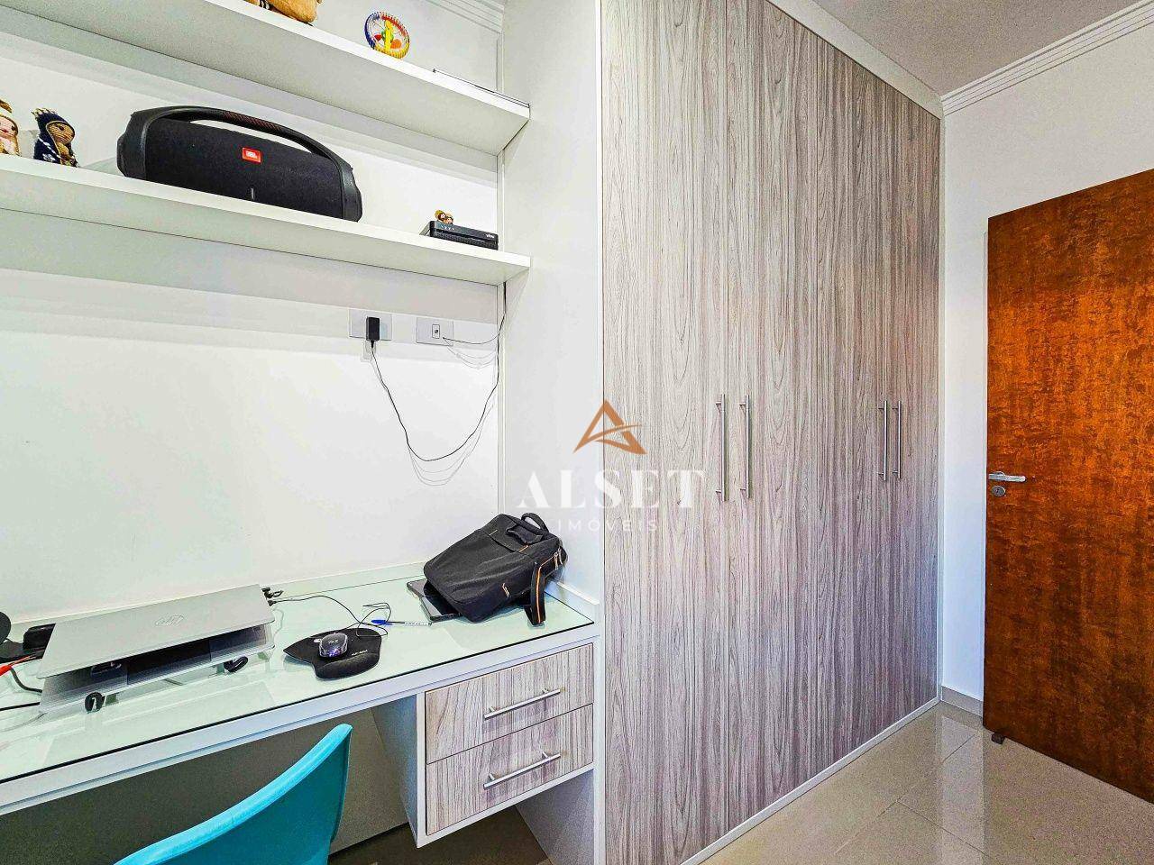 Apartamento à venda com 2 quartos, 45m² - Foto 35