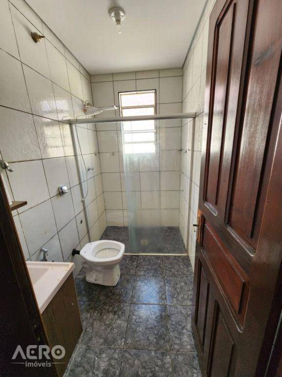 Casa à venda com 3 quartos, 196m² - Foto 10