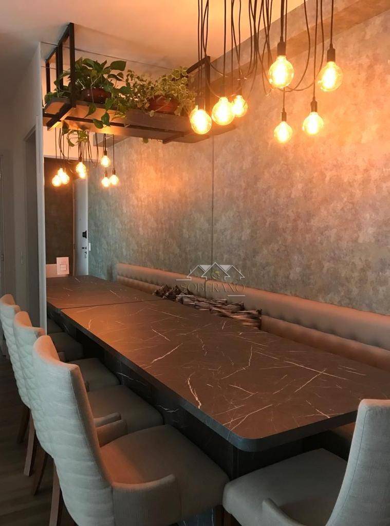 Apartamento à venda com 2 quartos, 68m² - Foto 1