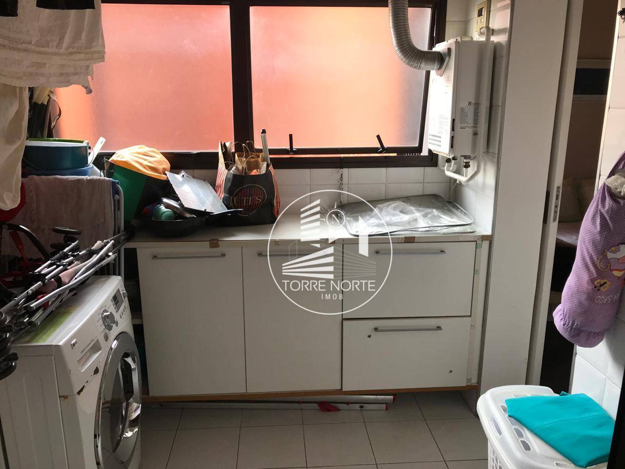 Apartamento à venda com 3 quartos, 111m² - Foto 9