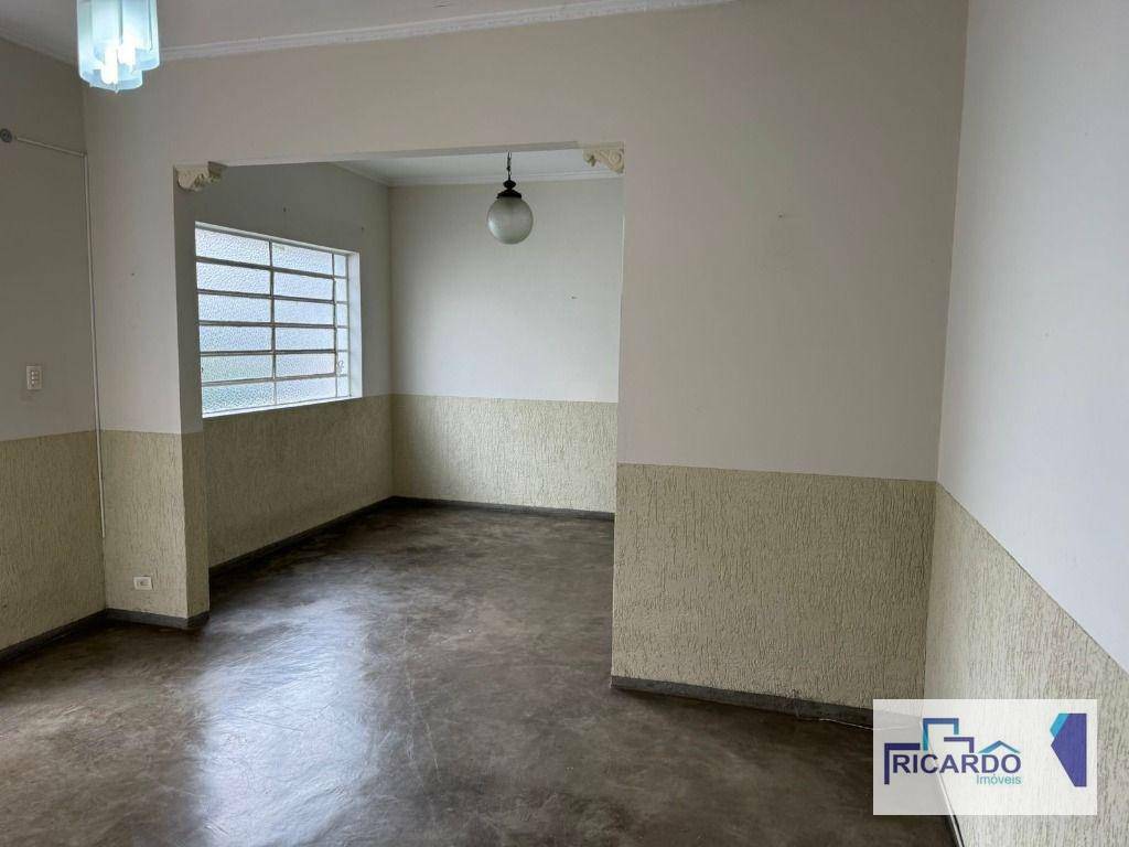 Casa para alugar com 3 quartos, 130m² - Foto 8