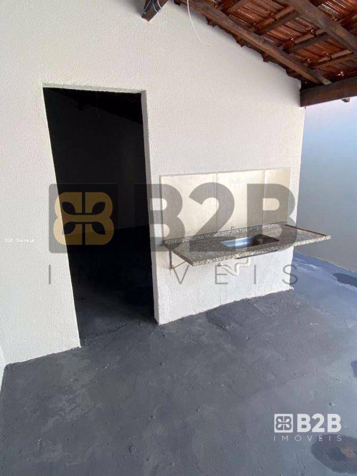 Casa à venda com 2 quartos, 139m² - Foto 15