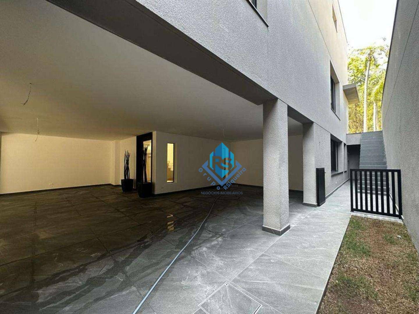 Sobrado à venda com 4 quartos, 943m² - Foto 37