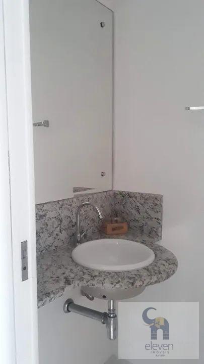 Apartamento para alugar com 2 quartos, 75m² - Foto 13