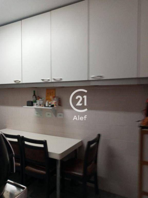 Apartamento à venda com 3 quartos, 130m² - Foto 46