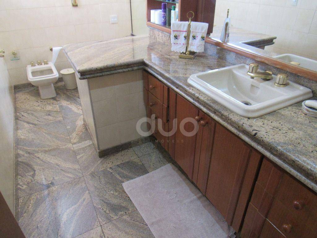 Apartamento à venda com 4 quartos, 242m² - Foto 42