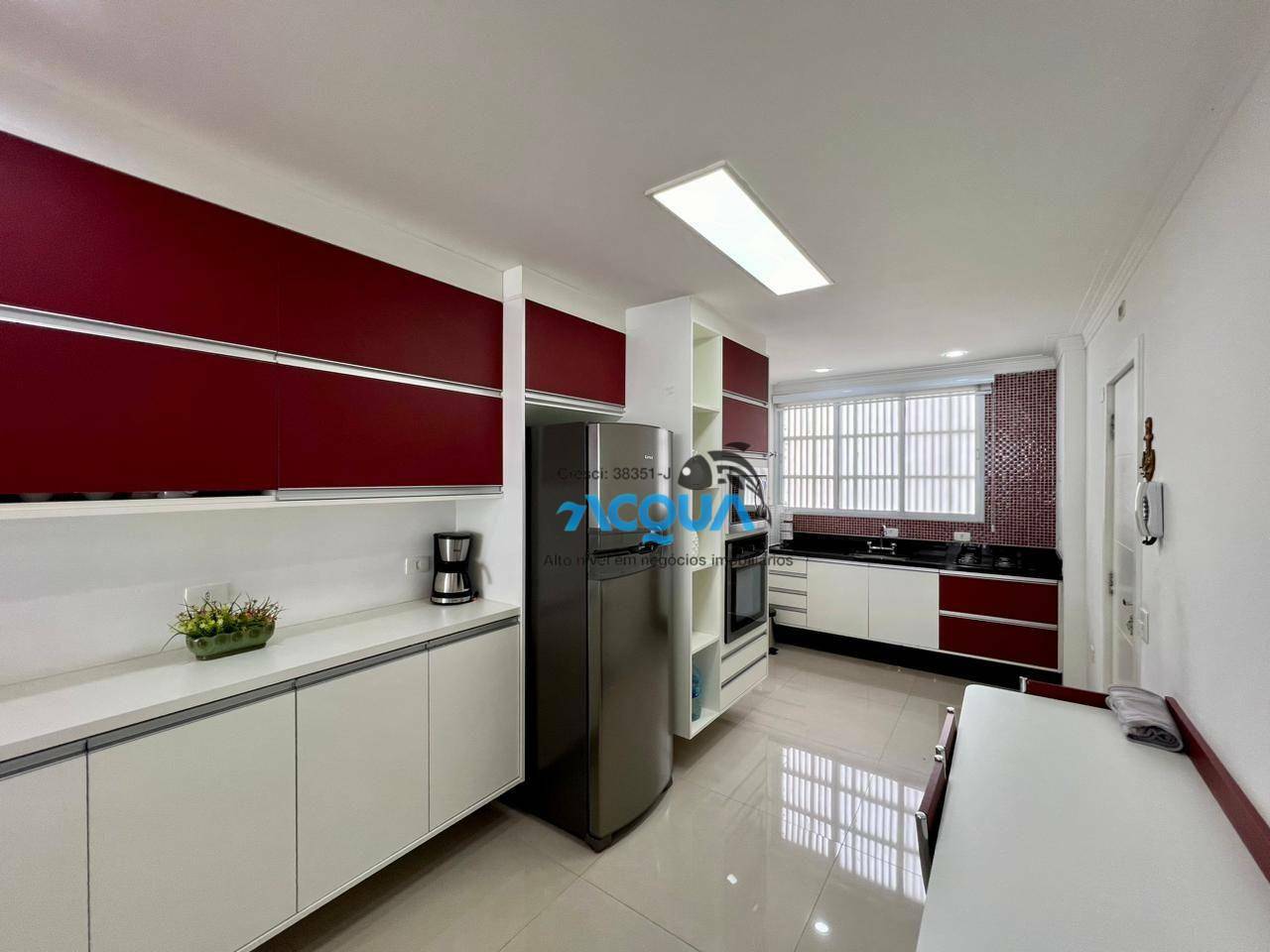 Apartamento à venda com 3 quartos, 210m² - Foto 5