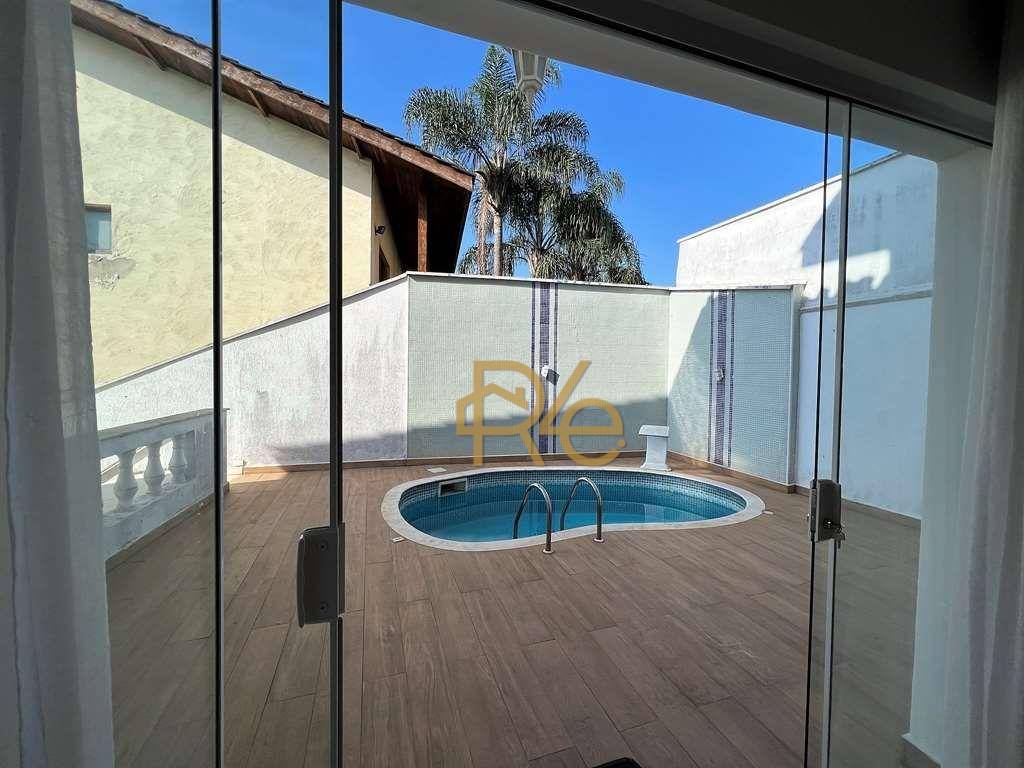 Casa de Condomínio à venda com 4 quartos, 250m² - Foto 22