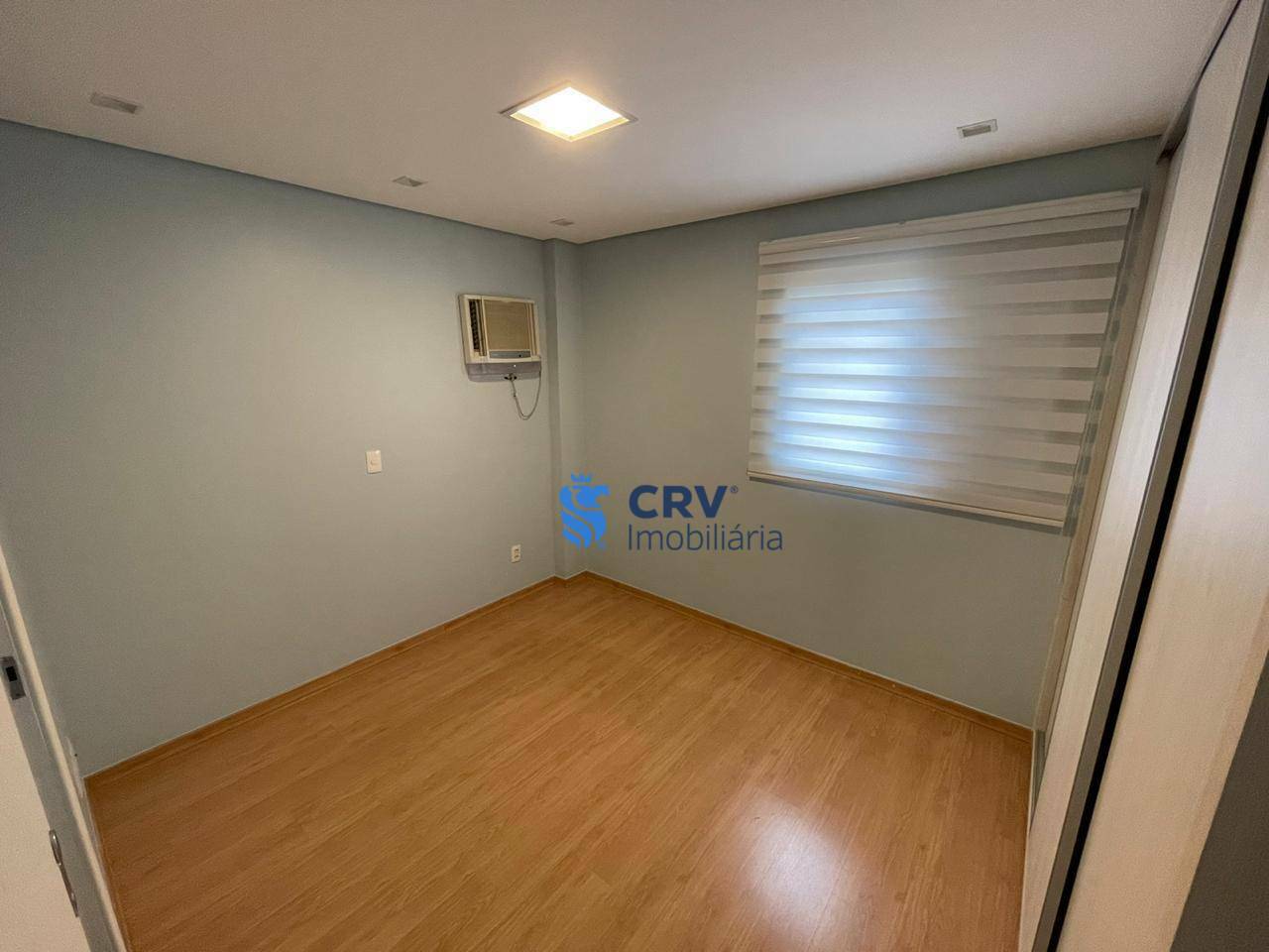 Apartamento à venda com 2 quartos, 70m² - Foto 12