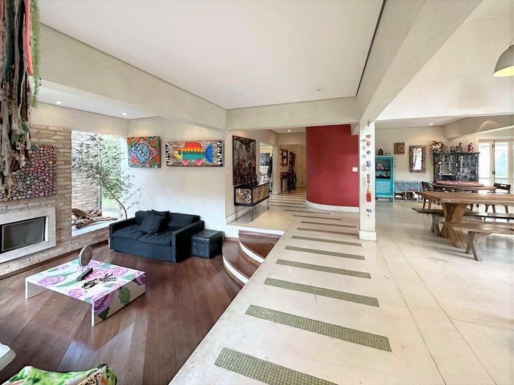 Casa à venda com 3 quartos, 308m² - Foto 9