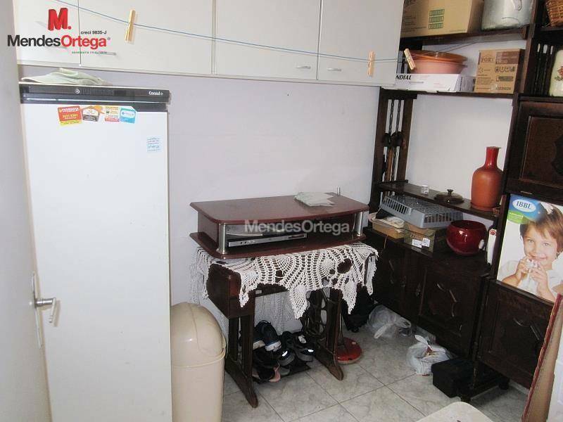 Apartamento para alugar com 2 quartos, 90m² - Foto 9